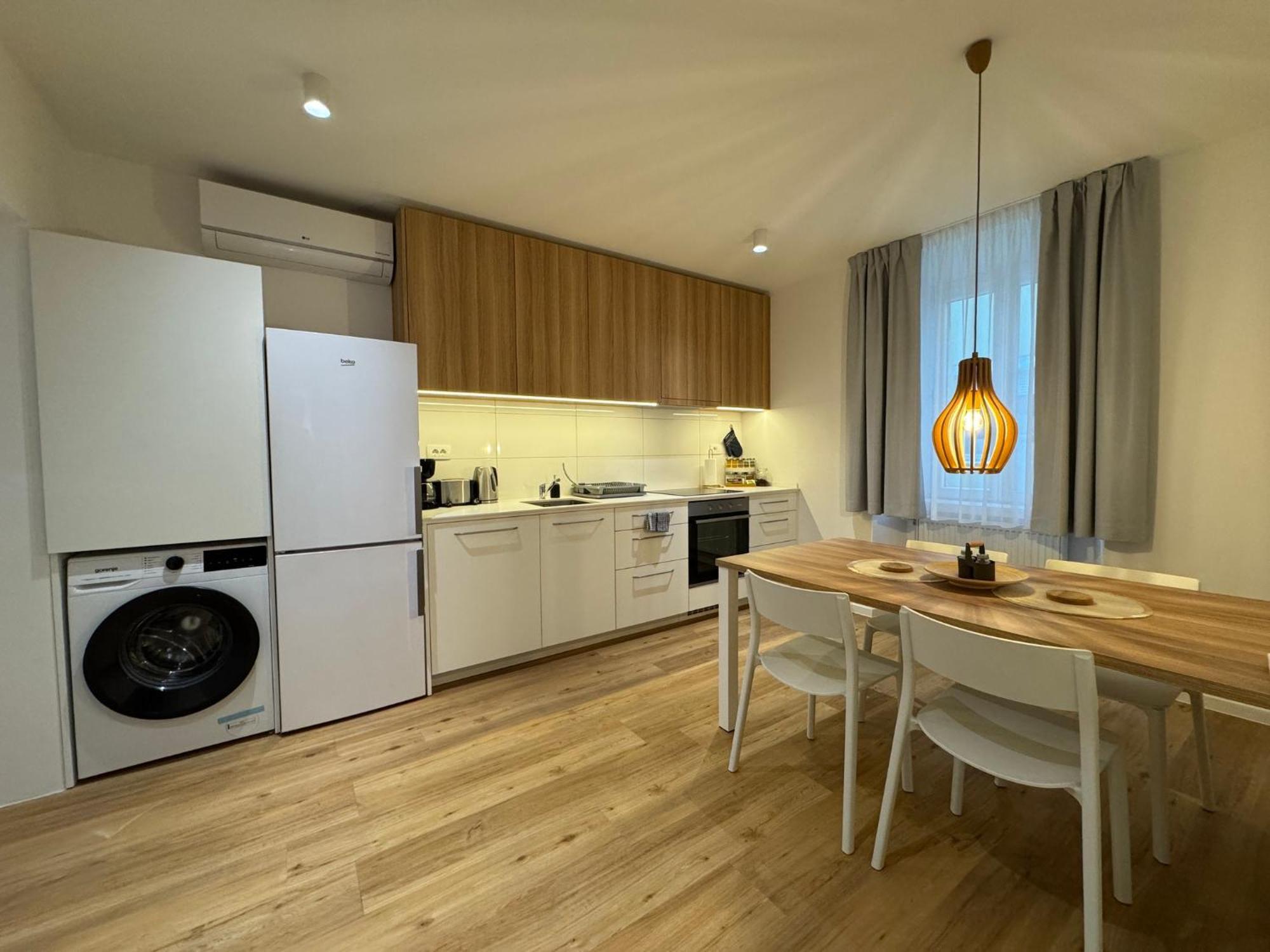 Apartments Tivoli 류블랴나 외부 사진